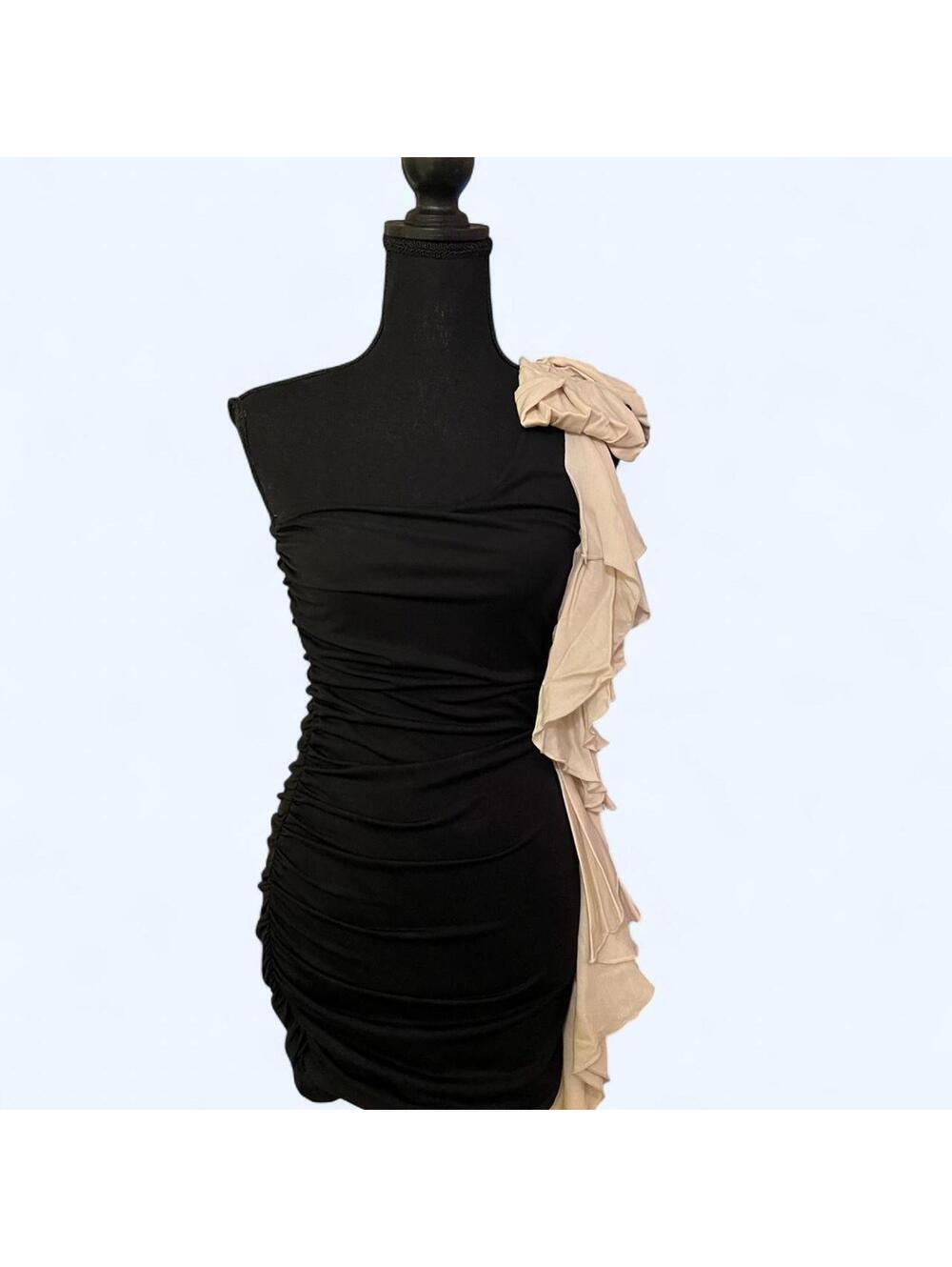 Vintage Y2K Mandee Black Ruched One Shoulder Ruffle Dress Size small